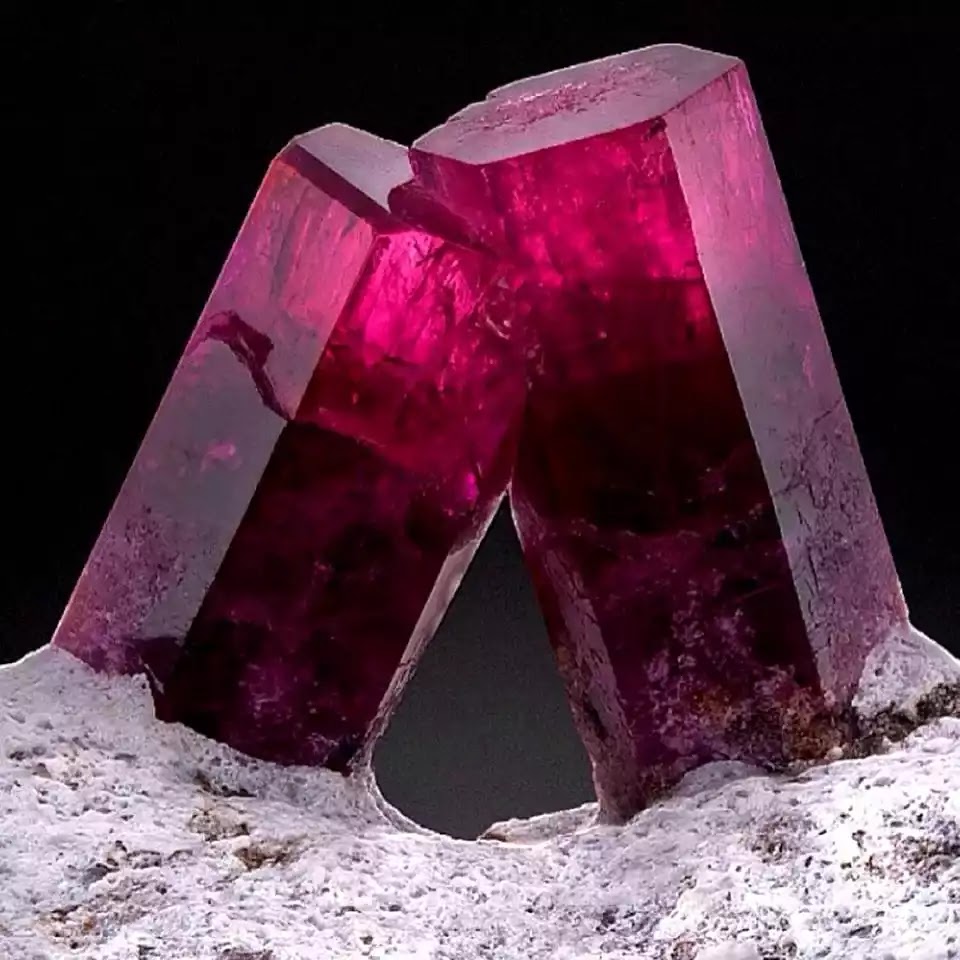 Red Beryl Gemstone photo